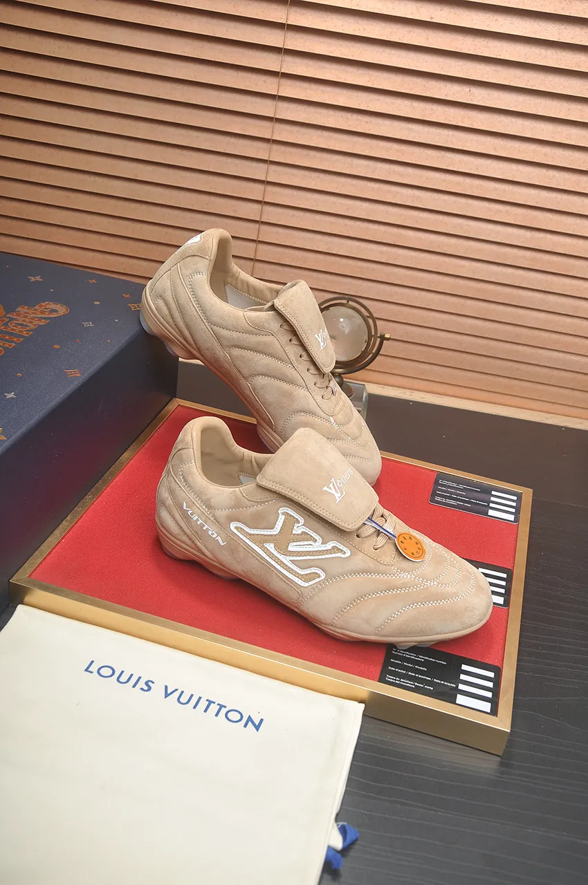 Men's shoes 💰680💶[LOUIS VUITTON] (original order) couple model 🍀LV Louis Vuitton * - top version of LV classic trendy shoes! Made of imported original cowhide, water-dyed cowhide lining, and original wear-resistant rubber outsole! High quality products! Size for women: 35-40. Men: 39-46 (45.46 customized)